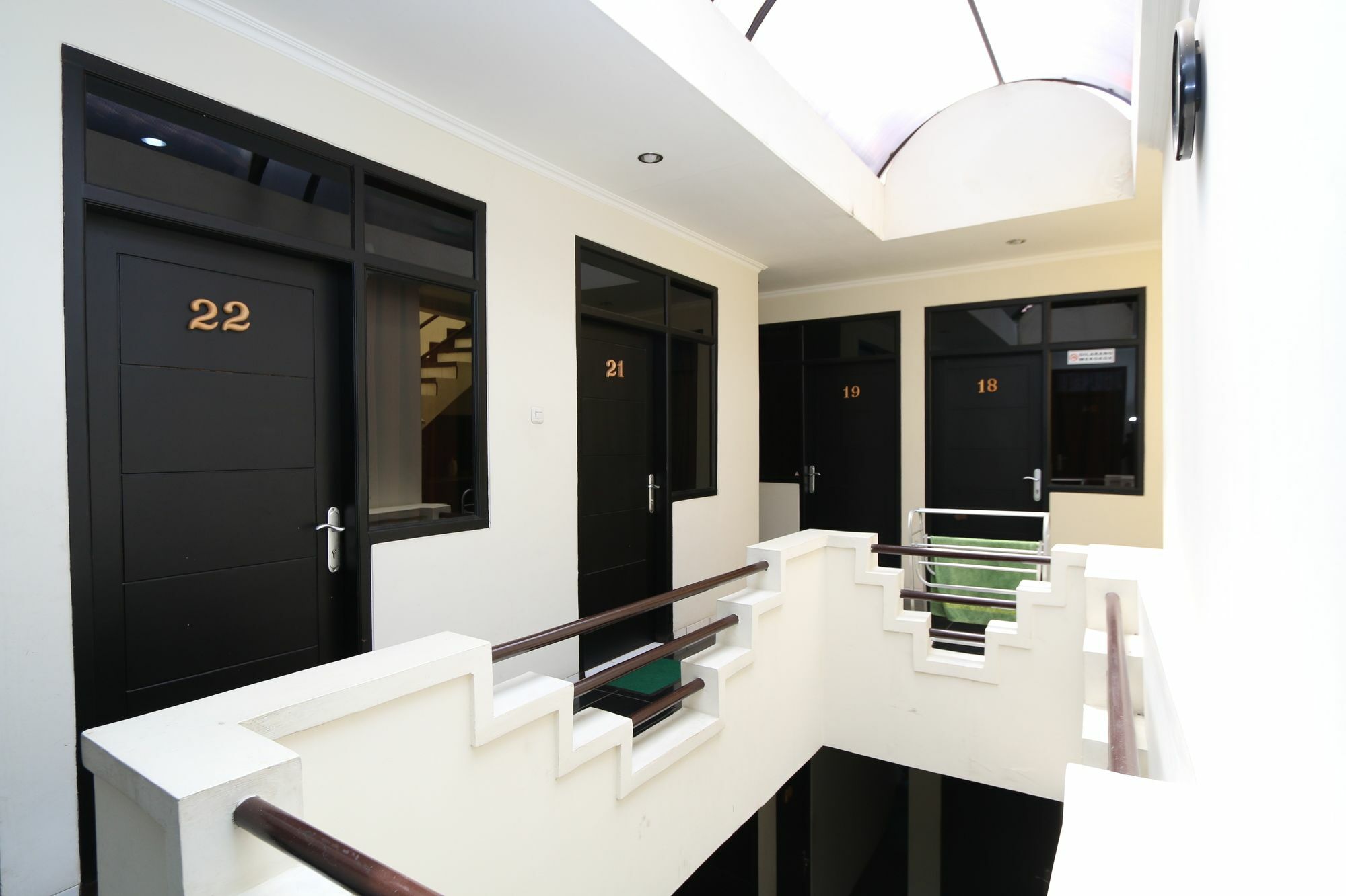 Hotel Bantal Guling Trans Bandung Exterior foto